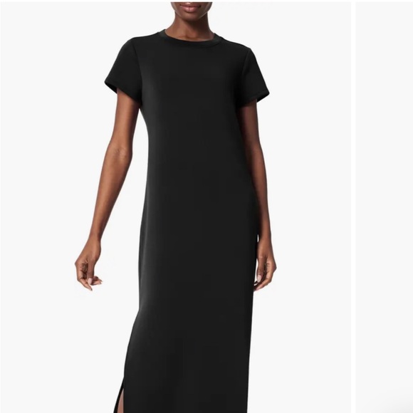 SPANX Air Essentials Maxi Dress - Picture 5 of 11